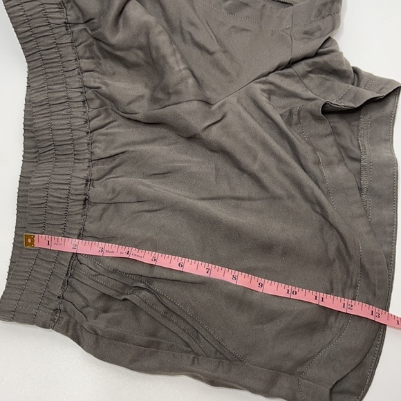 Maurices Taupe Slinky Flowy Elastic Pull On Shorts - Picture 6 of 7